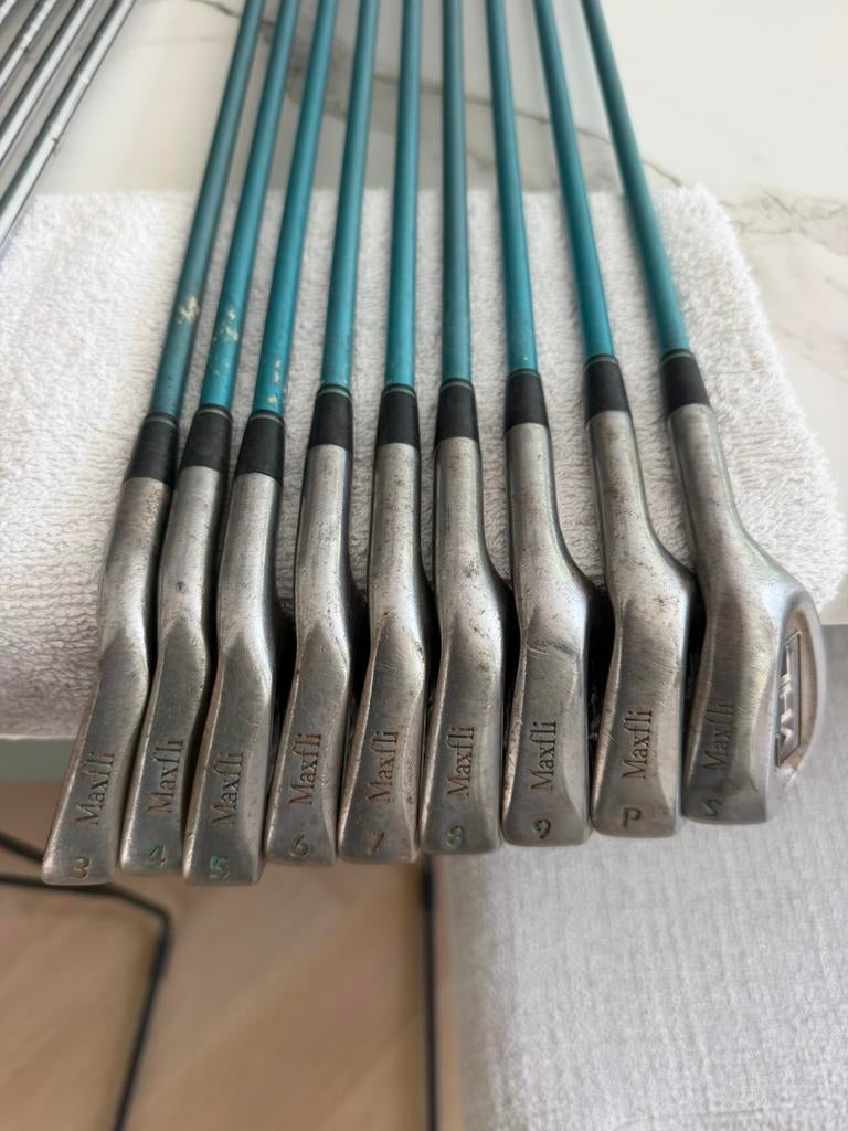 Maxfli VHL graphite - Dames golfset (Ijzers 4-SW) - goed bod, Sport en Fitness, Golf, Ophalen, Gebruikt, Set, Overige merken