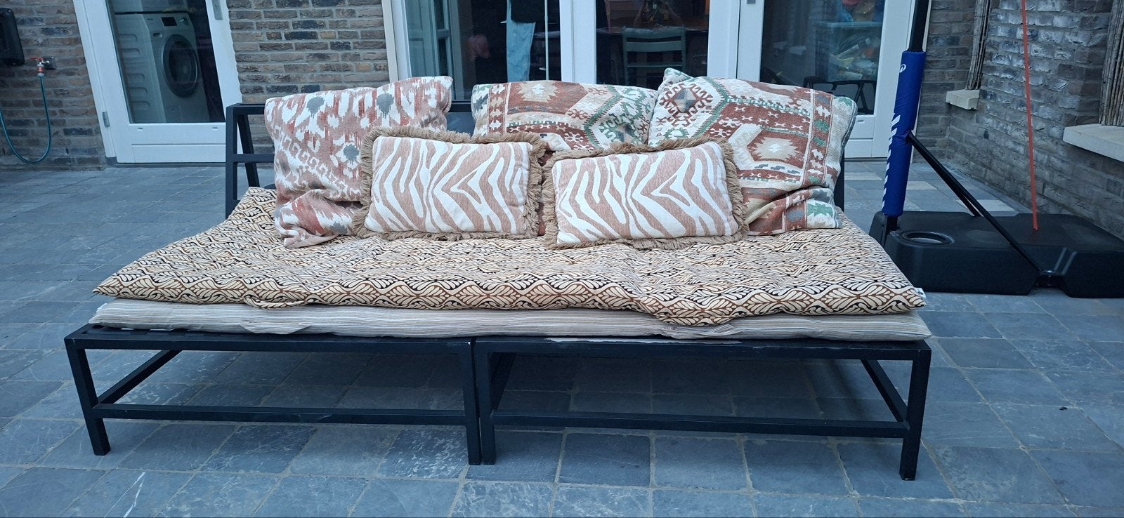 Metalen tuinset met Madam Stoltz kussens - 2-delig, Overige materialen, Gebruikt, Ophalen, 2 zitplaatsen