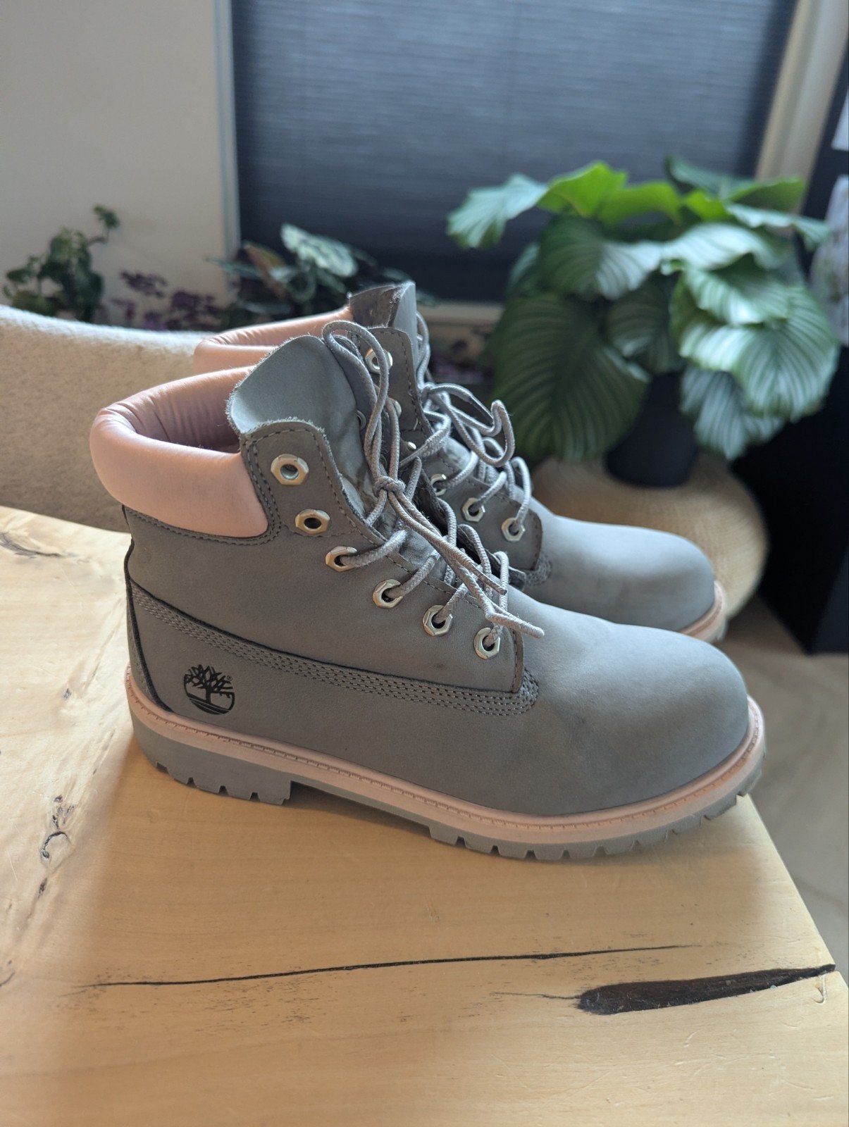 Timberland laarzen grijs met roze, maat 39, Ophalen of Verzenden, Zo goed als nieuw