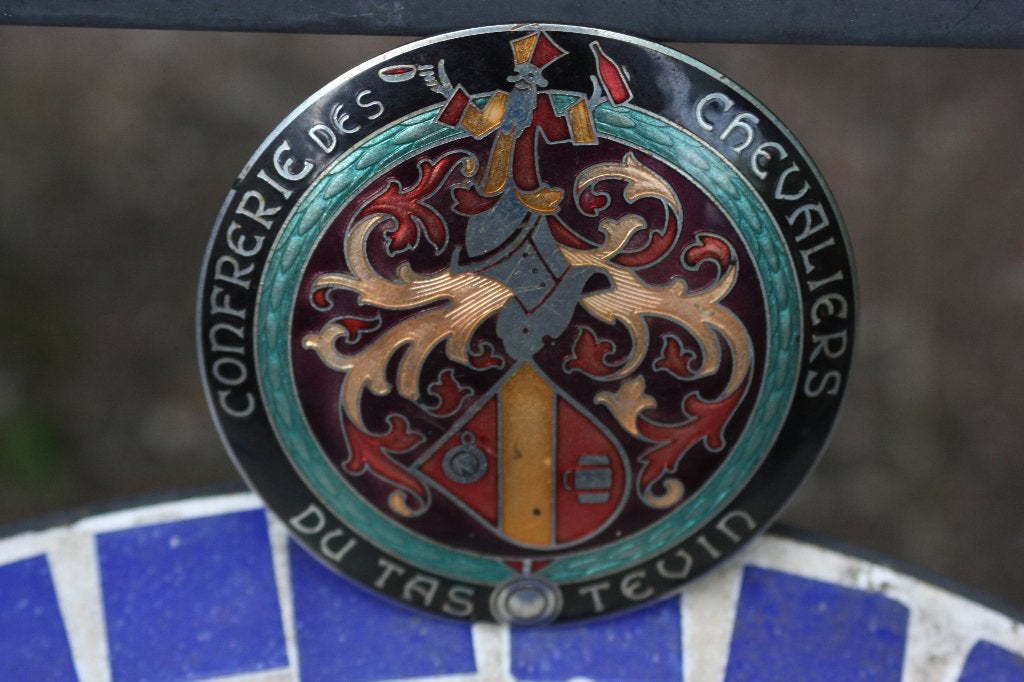 Confrérie des Chevaliers du Tastevin broederschap emaille, Ophalen of Verzenden, Gebruikt