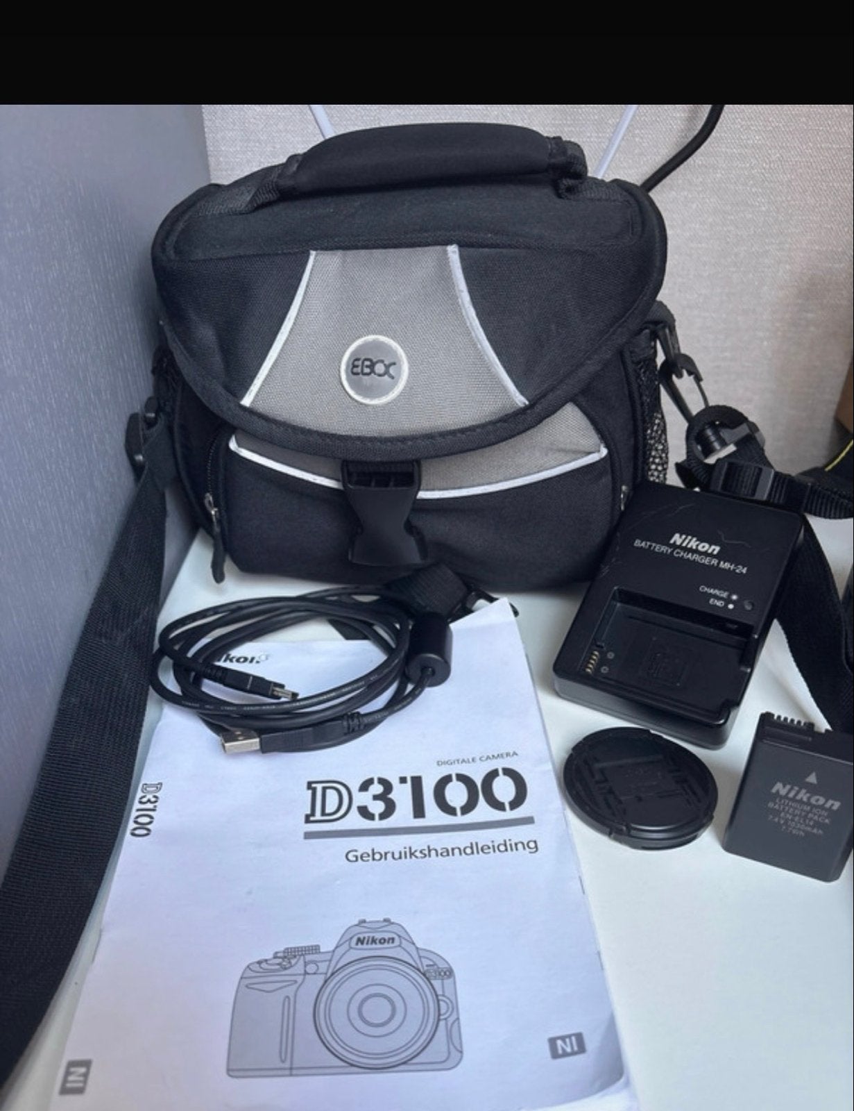 Nikon D3100 spiegelreflexcamera in bijna nieuwstaat, Spiegelreflex, Beeldstabilisatie, Ophalen of Verzenden, Zo goed als nieuw