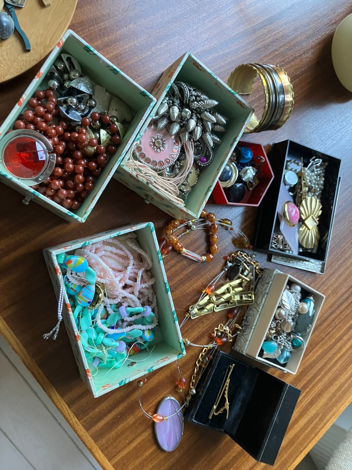 Oude sieraden van zolder, Sieraden, Tassen en Uiterlijk, Ophalen of Verzenden, Overige materialen, Overige typen