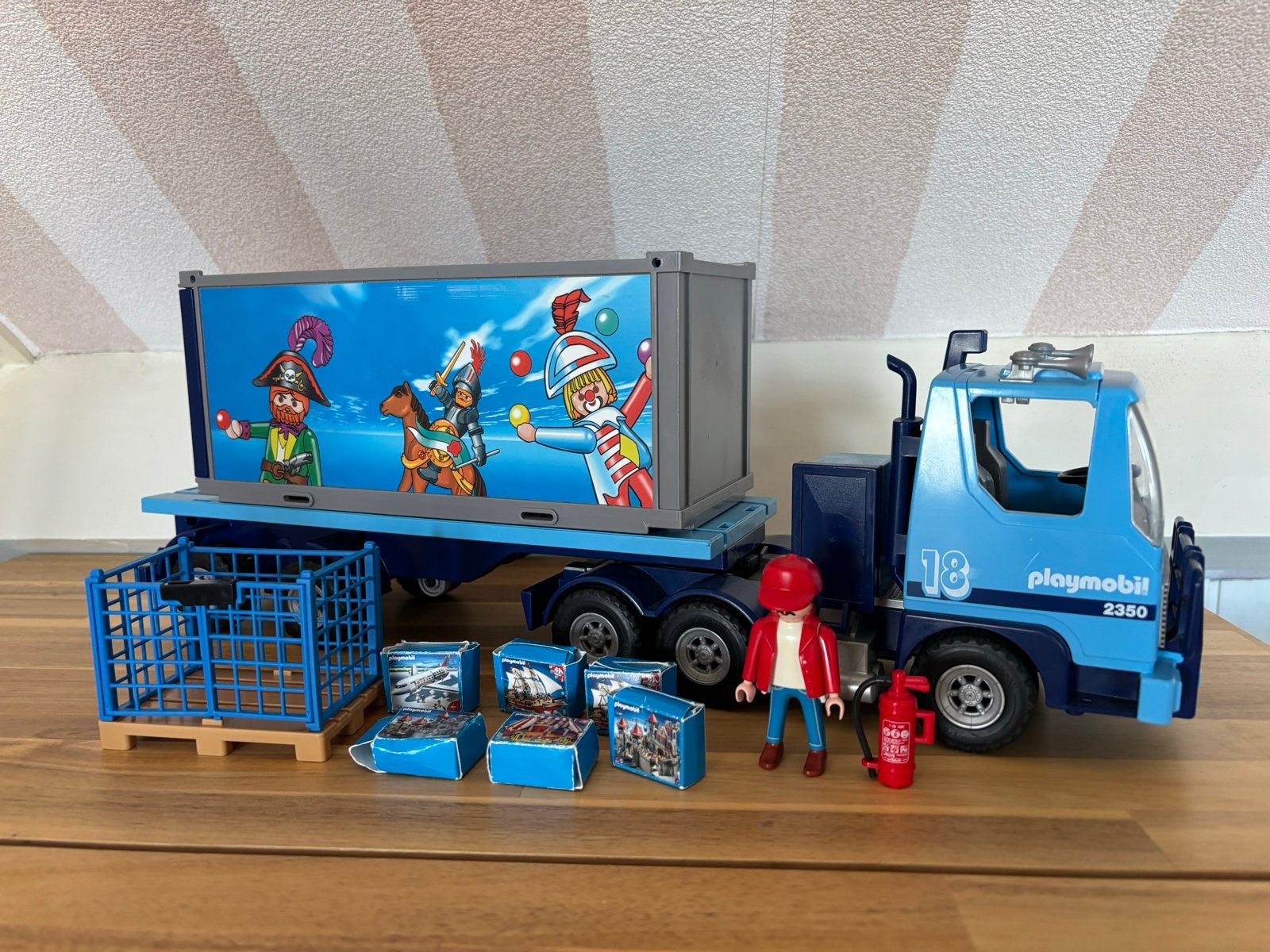 Playmobil vrachtwagen met container en accessoires, Ophalen of Verzenden, Zo goed als nieuw, Complete set, Voertuig
