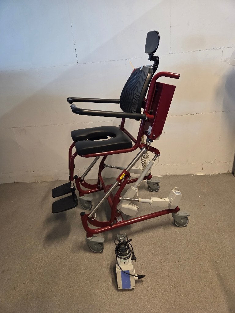TOBA postoel / douchestoel electrisch verstelbaar, Diversen, Ophalen, Gebruikt