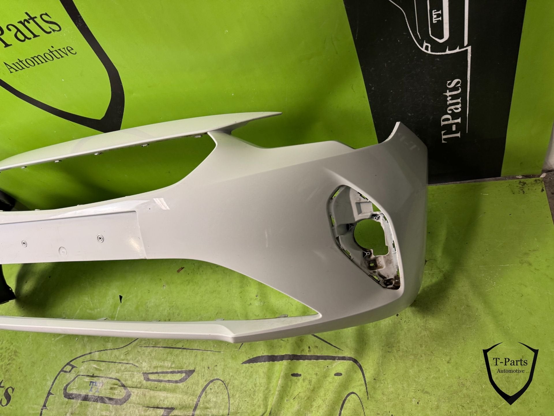 opel corsa F voorbumper bumper wit, Gebruikt, Opel Automobile GmbH, Ophalen of Verzenden, Kontakt@opel-infoservice.de