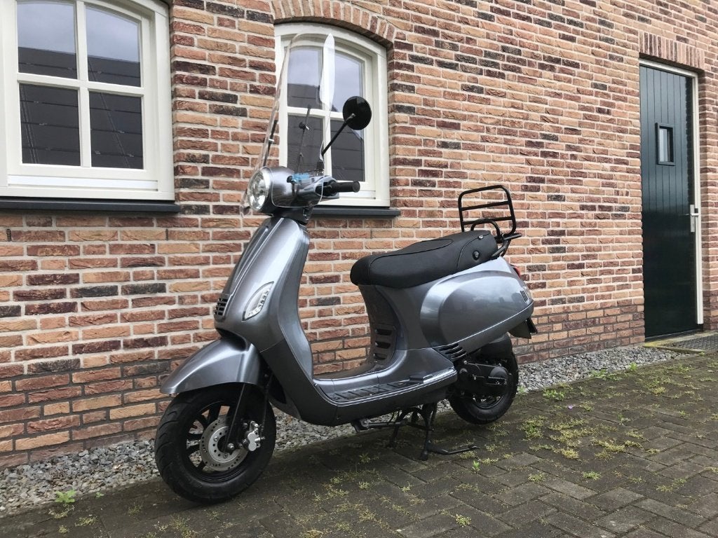 AGM VX50 2020 GTS TOSCANA VX BTC RIVA LA SOURIS SOURINI, Ophalen, Gebruikt, Maximaal 45 km/u, Agm