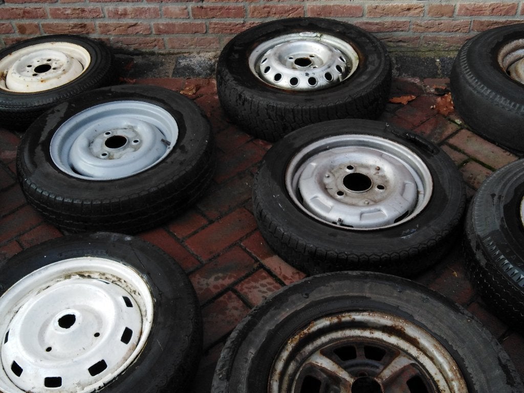 Reservewiel voor aanhangwagen., Ophalen, Gebruikt