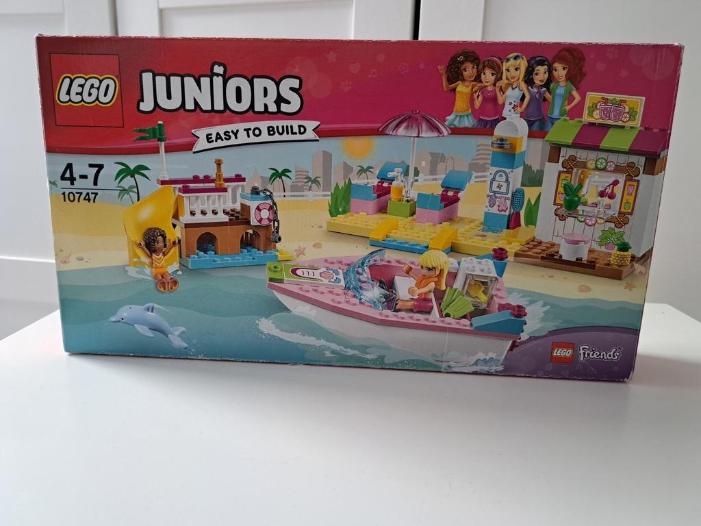 Lego Juniors 10747 Andrea & Stephanie's Beach, Ophalen, Zo goed als nieuw, Complete set, Lego