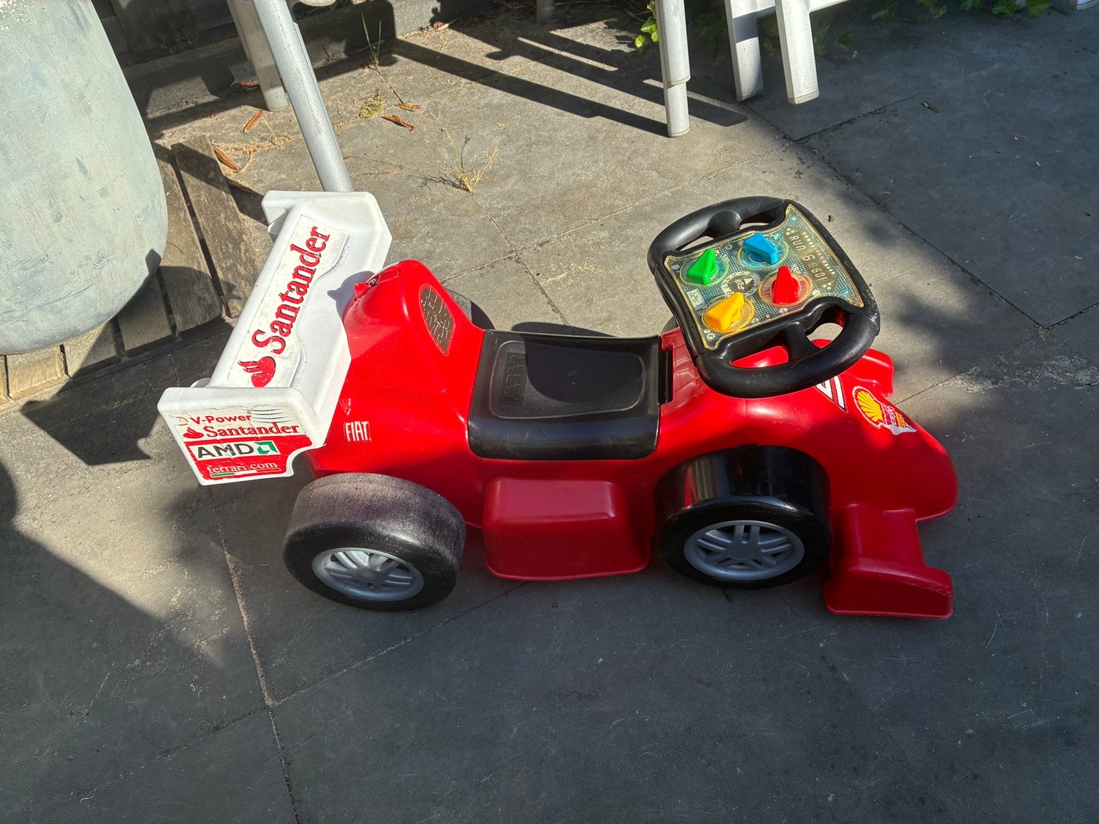 Rode Formule 1 Ferrari loopauto voor kinderen, Kinderen en Baby's, Speelgoed | Speelgoedvoertuigen, Ophalen, Gebruikt