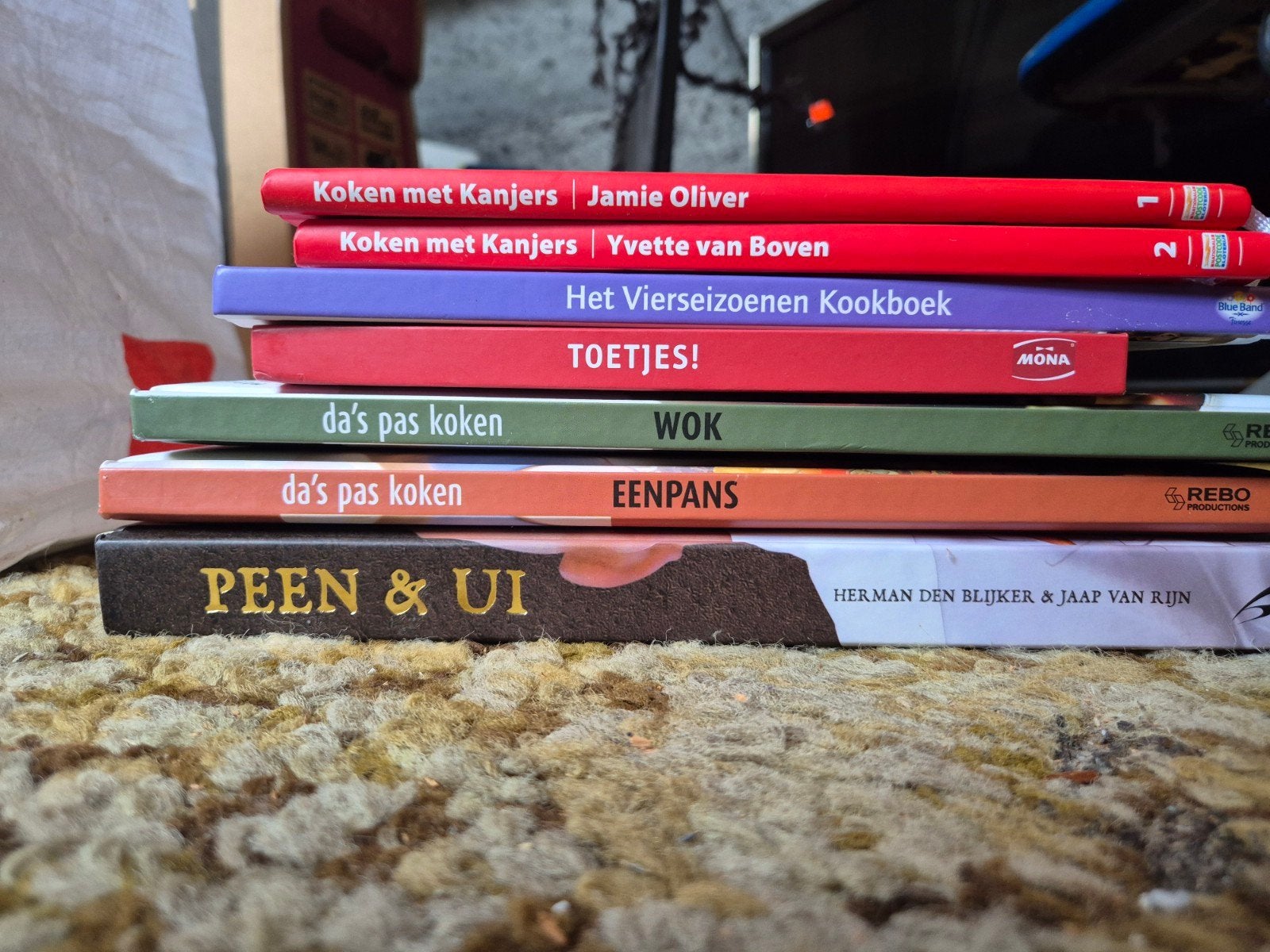 Diverse kookboeken: Jamie Oliver, Yvette van Boven en meer, Boeken, Ophalen of Verzenden, Gelezen, Hoofdgerechten