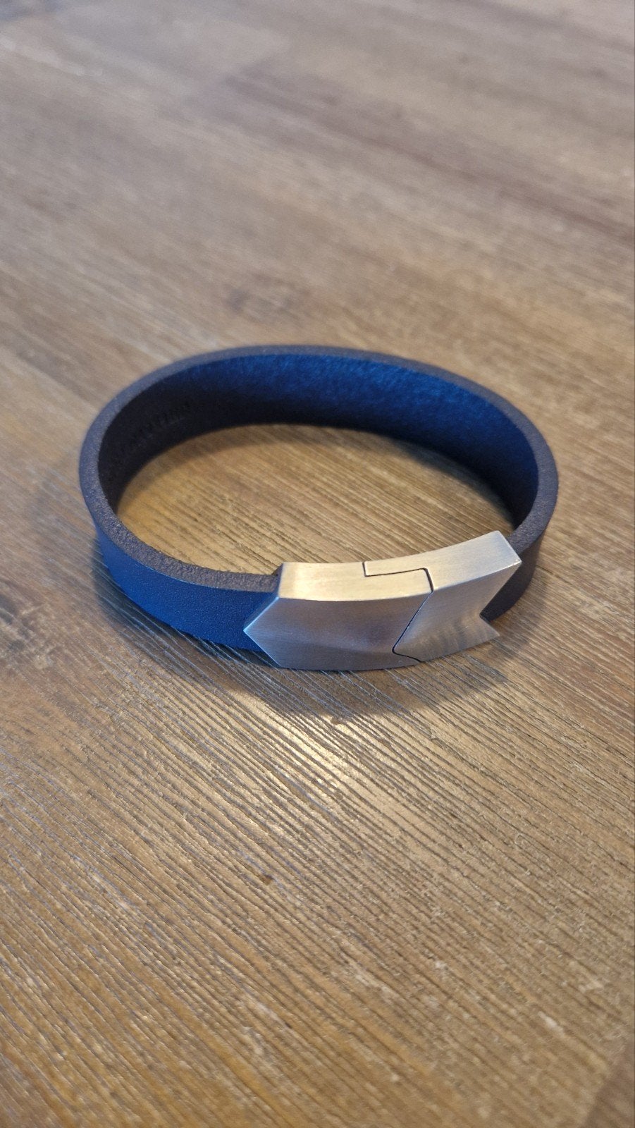 Mooie armband Energetix, Sieraden, Tassen en Uiterlijk, Armbanden, Ophalen of Verzenden, Nieuw, Zwart, Leer