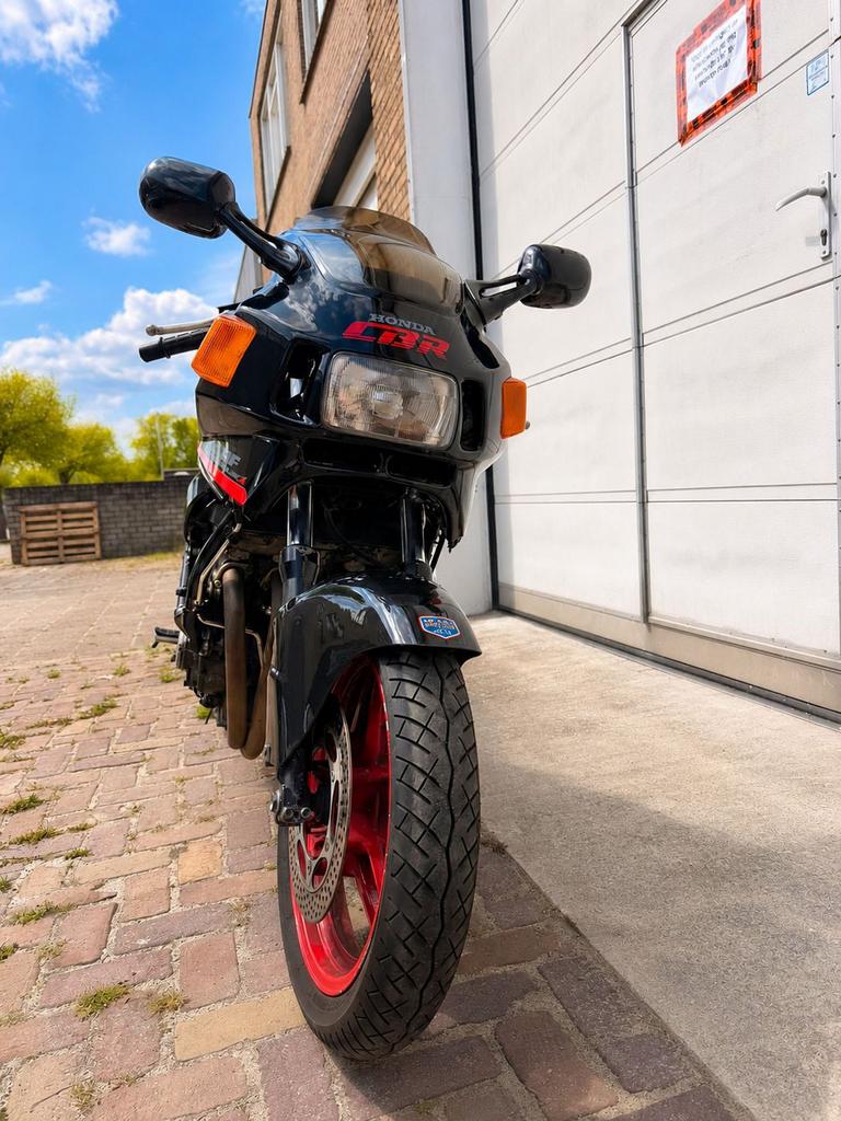 2,5x HONDA CBR1000F, Motoren, Motoren | Honda, Particulier, Super Sport, meer dan 35 kW, 4 cilinders, Motorrijbewijs A, Sportuitlaat