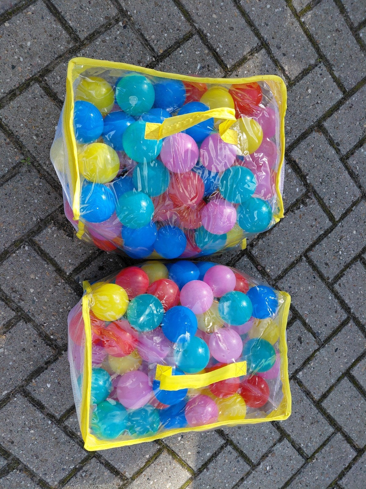 2 zakken met gekleurde ballen voor ballenbak, Ophalen, Gebruikt, Jongen of Meisje