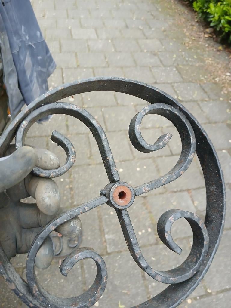 smeedwerk, Ophalen, Gebruikt