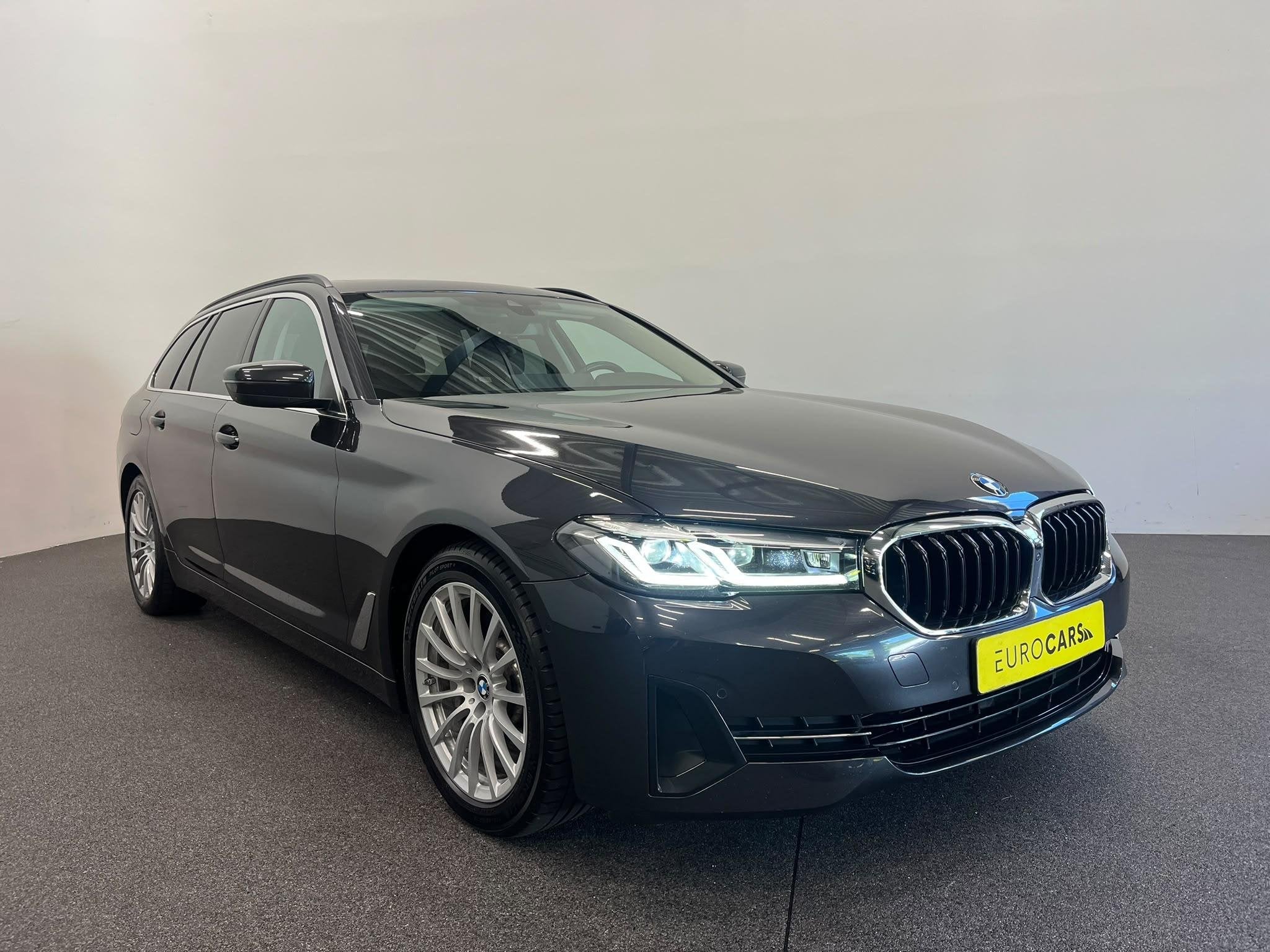 BMW 5-serie Touring 530e High Executive Panoramadak Navigati, Auto's, 1998 cc, Achterwielaandrijving, Gebruikt, 4 cilinders
