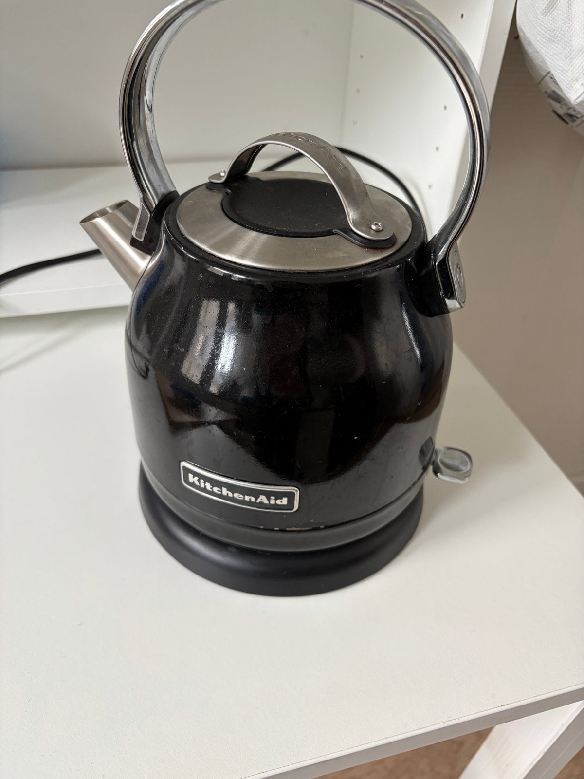 KitchenAid waterkoker - Zwart, Gebruikt, 1 tot 2 liter, Ophalen of Verzenden, Gebruikt, Draadloos