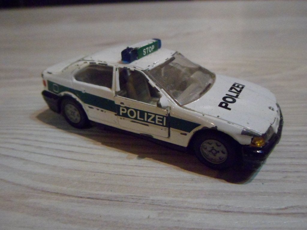 Siku 1352 - BMW 320i Polizei [wit] 1/55, Ophalen of Verzenden, Gebruikt, Auto