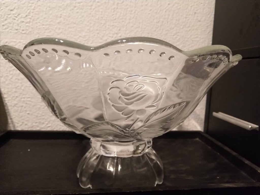 Glazen fruitschaal  met rozen figuren, Ophalen, Gebruikt, Overige stijlen, Glas
