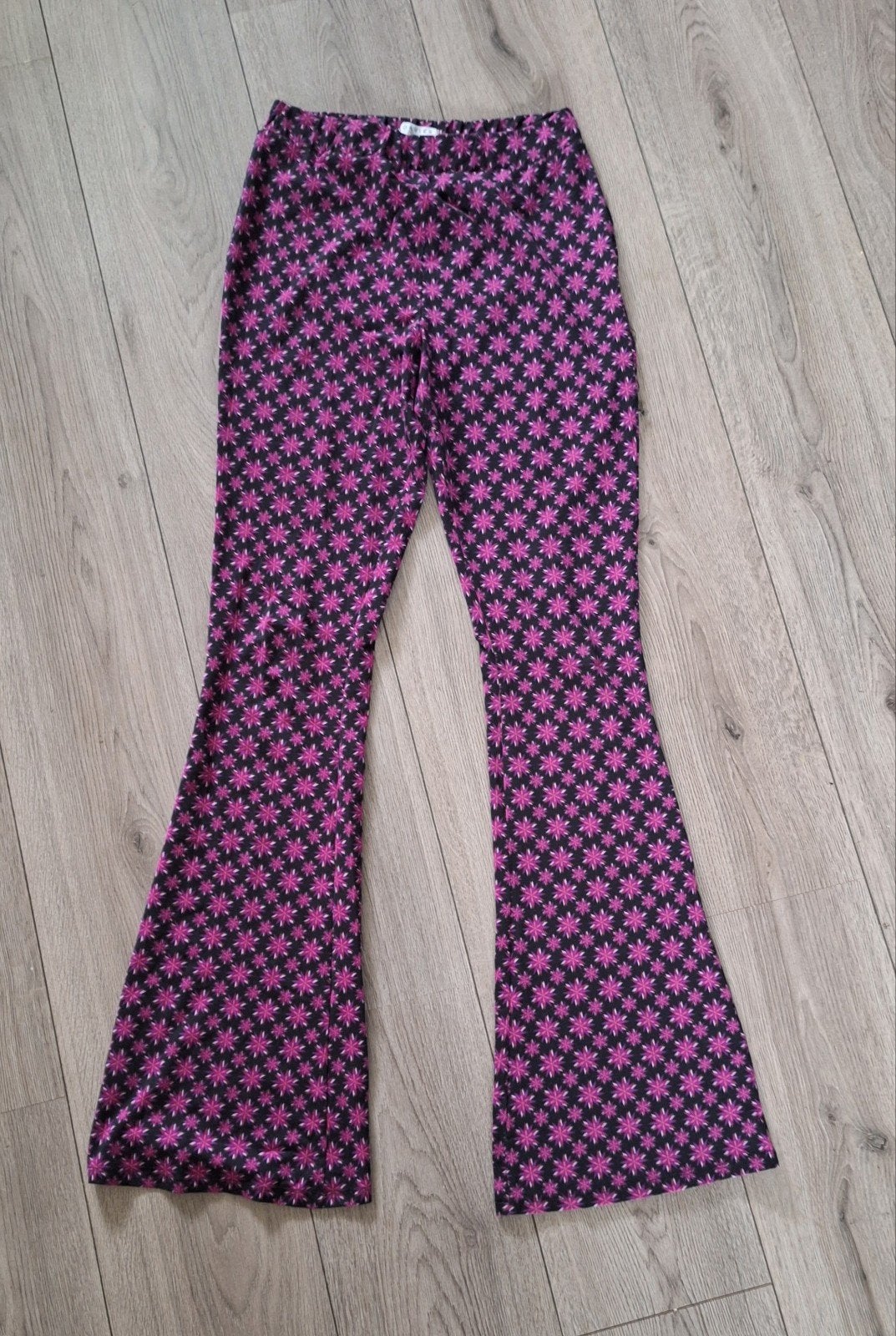 Loavies flared broek maat M/38 zwart/roze, Maat 38/40 (M), Zwart, Ophalen of Verzenden, Lang