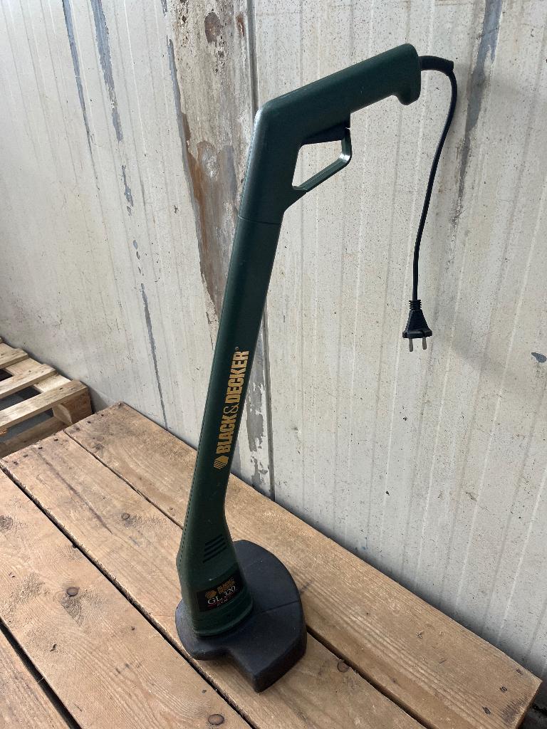 Black & Decker elektrische kantjesmaaier, Tuin en Terras, Overige Tuin en Terras, Ophalen, Gebruikt