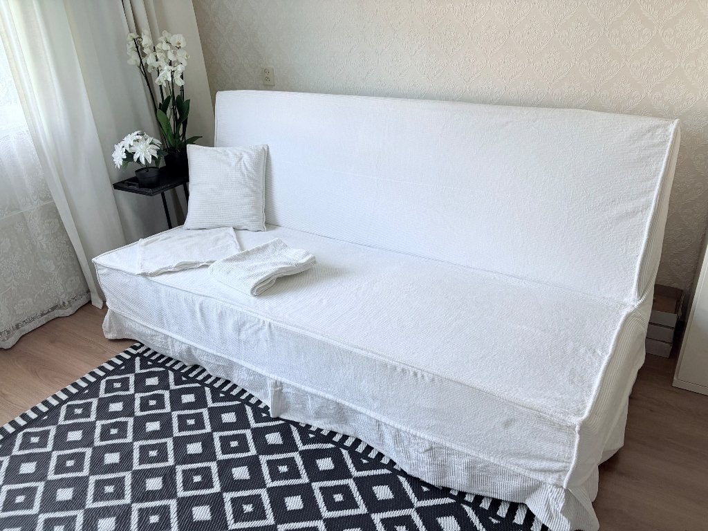 ‼️Gratis‼️Slaapbank Beddinge van Ikea met opbergruimte., Ophalen, Gebruikt, Wit, Tweepersoons