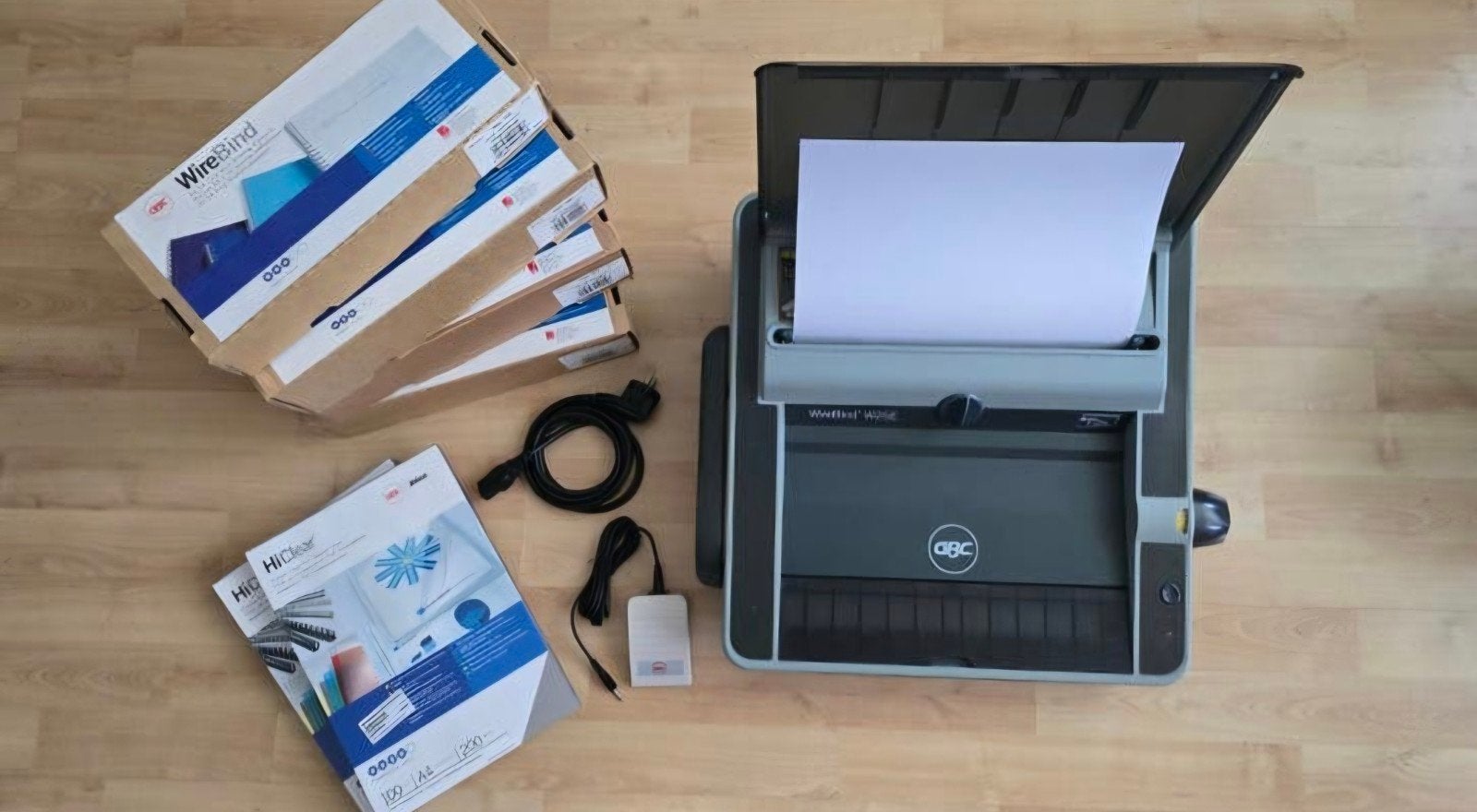 GBC Wirebind W25e electrische bindmachine, Diversen, Ophalen of Verzenden