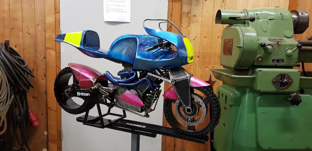 Britten V1000 kunstwerk, Motoren, Ophalen of Verzenden, Zo goed als nieuw