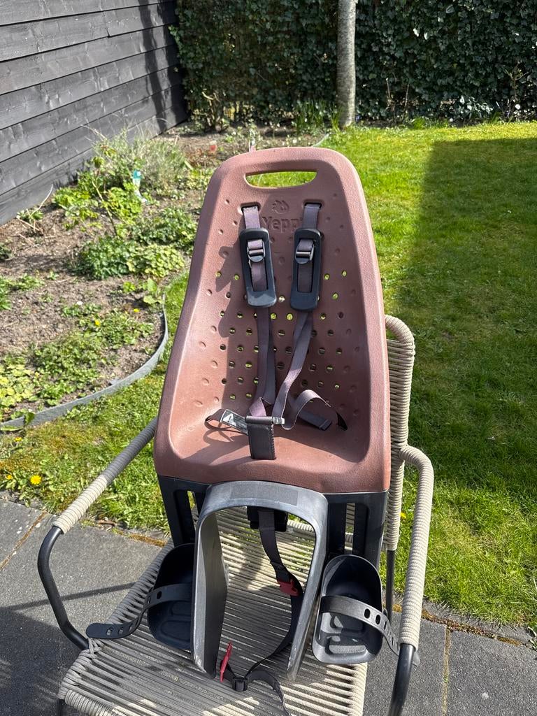 Yepp fietsstoeltje, Fietsen en Brommers, Ophalen of Verzenden, Gebruikt, Achterzitje, Voetsteuntjes