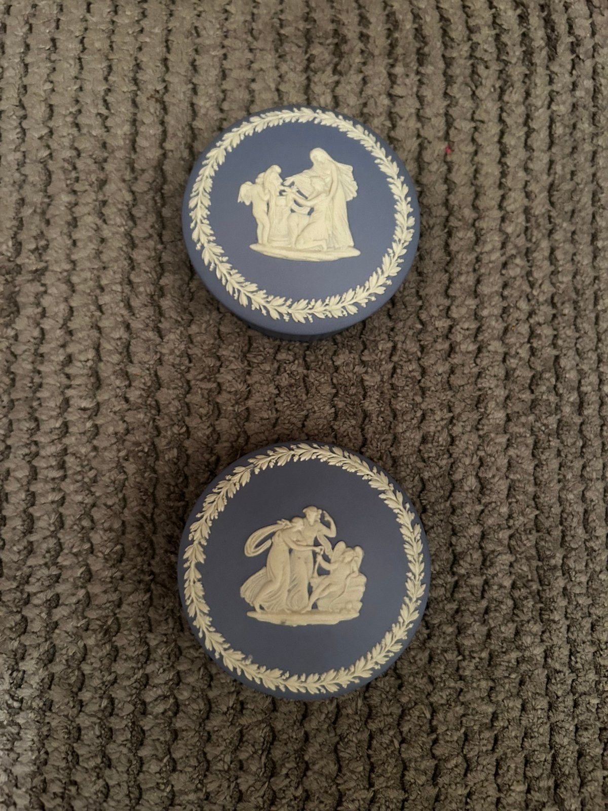 Wedgwood Jasperware geribbeld doosje voor snuisterijen, Ophalen of Verzenden