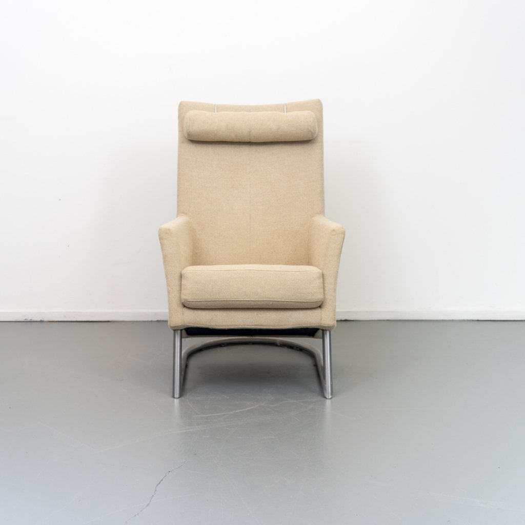 Montis Madonna Fauteuil Beige Stof - Metaal Sledepoot, Niet ingevuld, Zo goed als nieuw, Niet ingevuld, Niet ingevuld