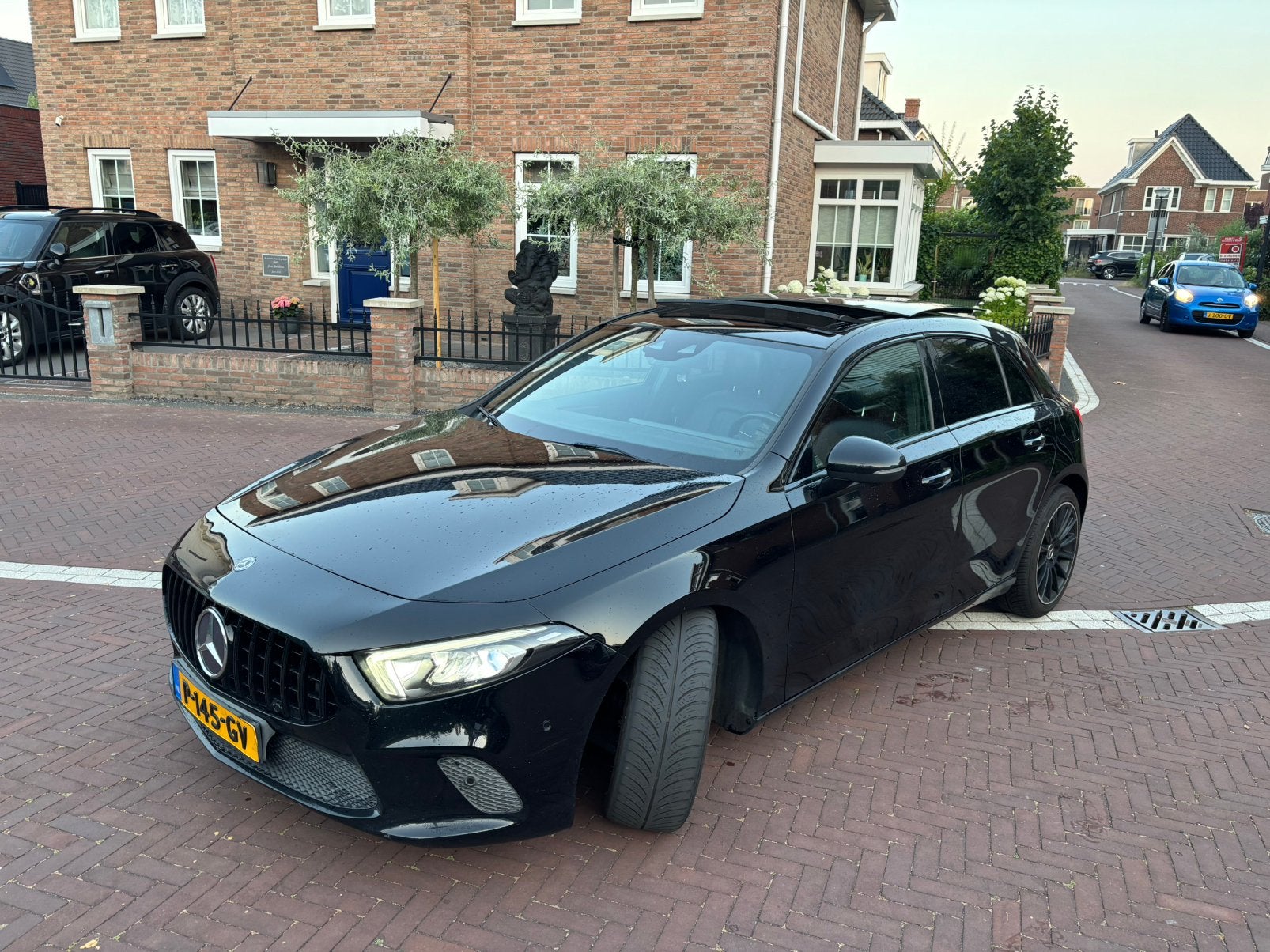 Mercedes-Benz A-Klasse A 200 Full Option Pano-Memory-Navi, Lichtsensor, Zwart, 4 cilinders, Leder