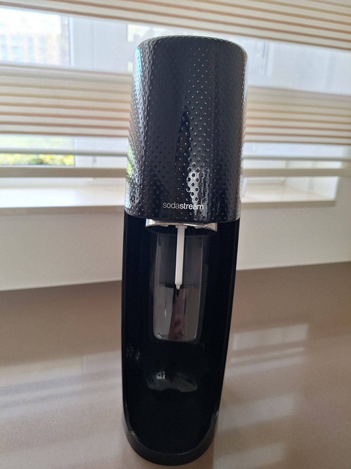 Sodastream bruiswatermaker met fles en CO2-cilinder, Ophalen, Kunststof, Zwart, Overige merken