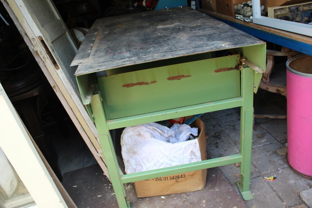 Werkbank met lades - Stalen werkbank - Gereedschaps tafel, Doe-het-zelf en Verbouw, Werkbanken, Ophalen, Gebruikt, 120 tot 170 cm