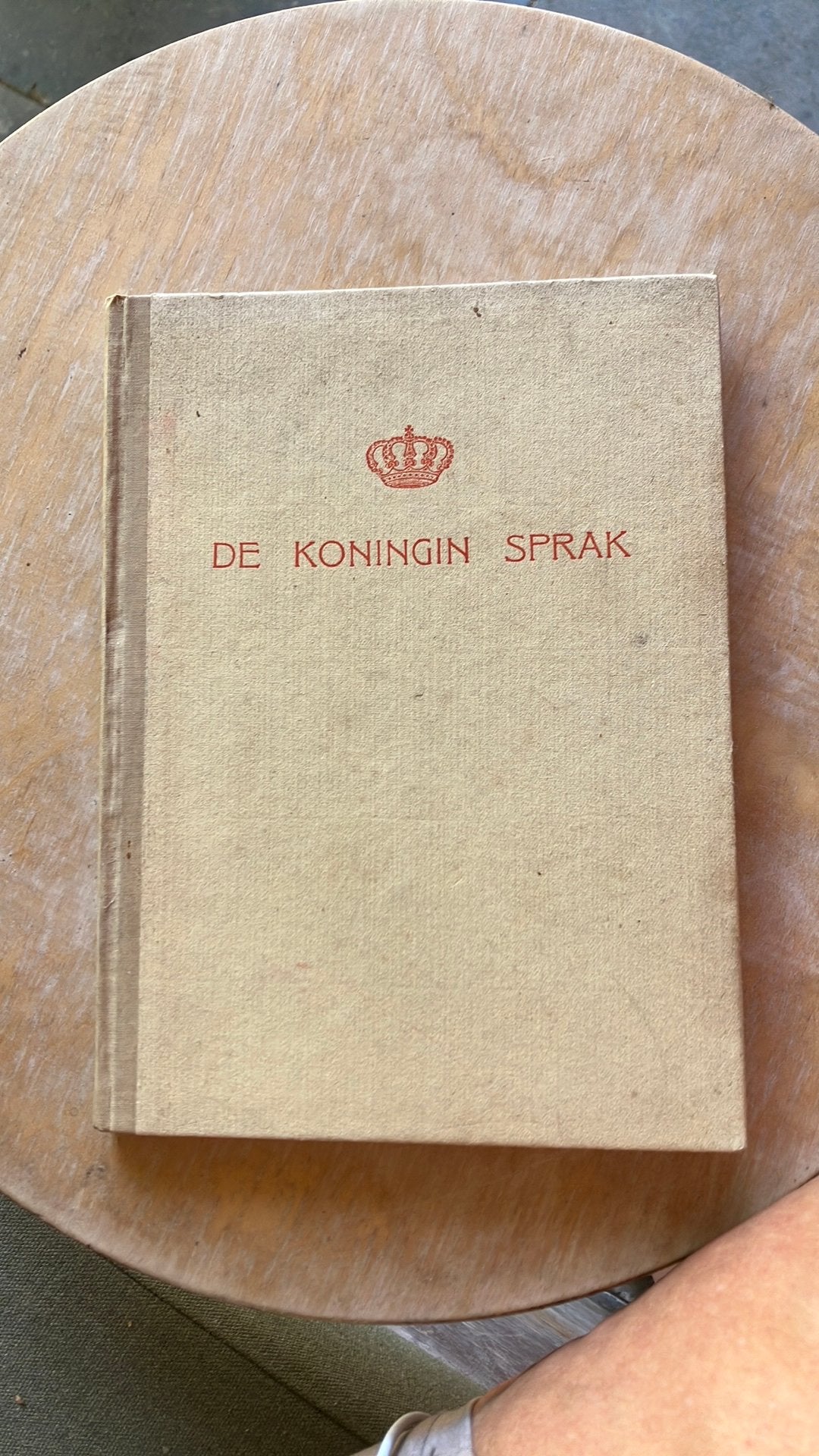 De koningin sprak, Ophalen of Verzenden