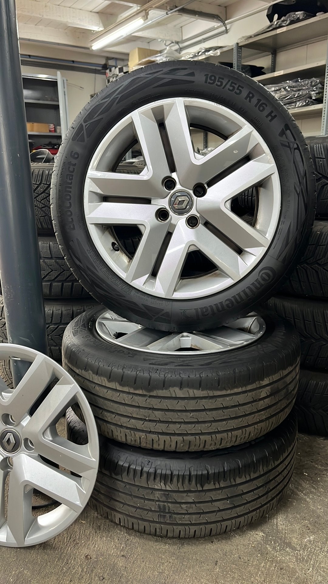 Zomerbanden Renault clio vanaf 2019/ 195/55R16, Auto-onderdelen, Banden en Velgen, Ophalen, 16 inch, Band(en), 195 mm