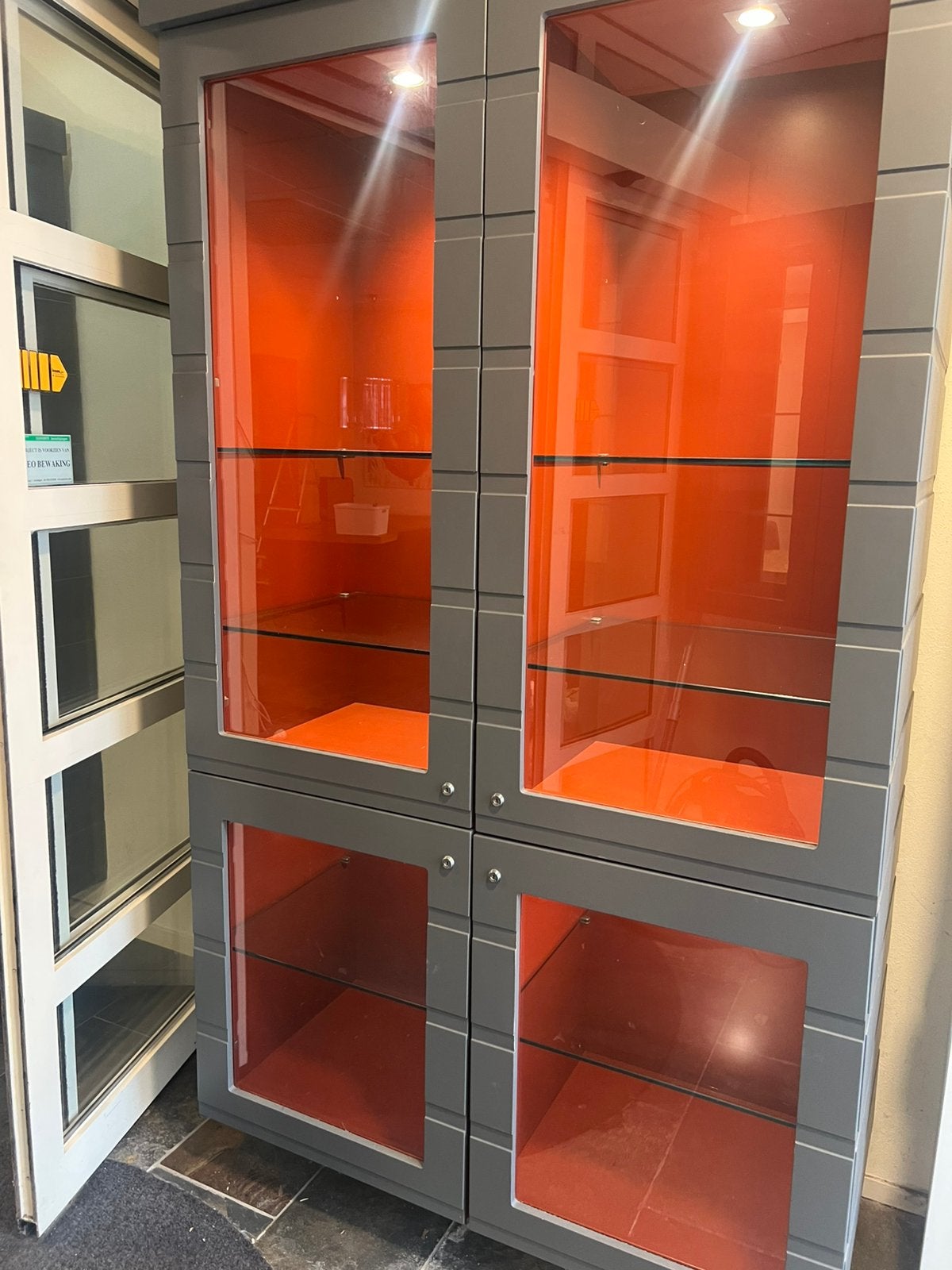 Vitrinekast 120x60x200, Huis en Inrichting, Ophalen, Zo goed als nieuw, 25 tot 50 cm