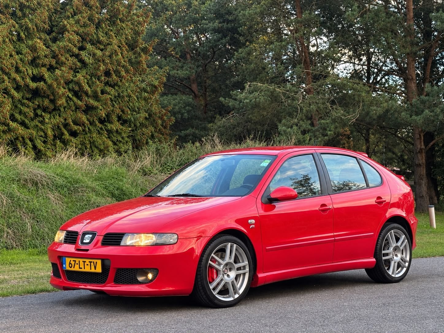 Nette SEAT LEON 1.8-20VT Turbo Cupra R | 194.000 KM |, Auto's, Voorwielaandrijving, 1341 kg, 4 cilinders, Leon