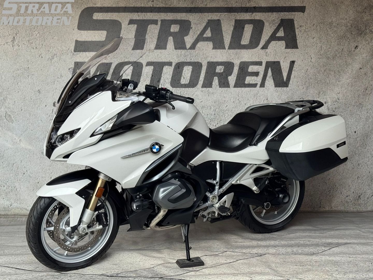 BMW R 1250 RT (bj 2021), Motoren, Motoren | BMW, 2 cilinders, 1254 cc, Bedrijf, Onbekend