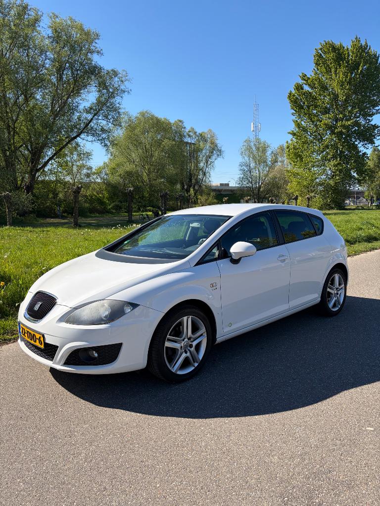 Seat Leon 1.2 TSI Ecomotive Businessline COPA (2012), Auto's, Seat, Voorwielaandrijving, 4 cilinders, Leon, Wit