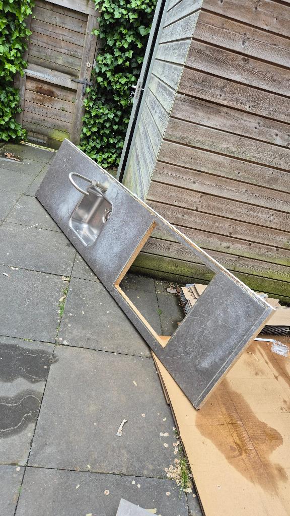 Keukenblad met gootsteen / gratis meenemen, Huis en Inrichting, Keuken | Keukenelementen, Ophalen, Gebruikt, Overige kleuren, 150 tot 200 cm