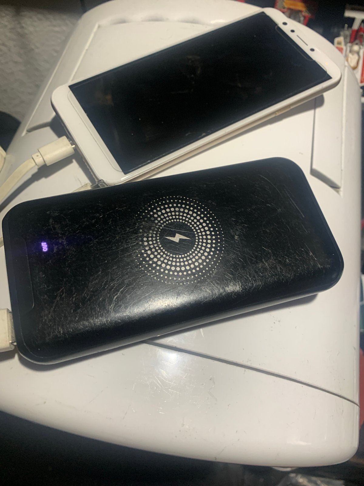 Hema Powerbank 10000 mAh met draadloos opladen, Ophalen of Verzenden, Gebruikt