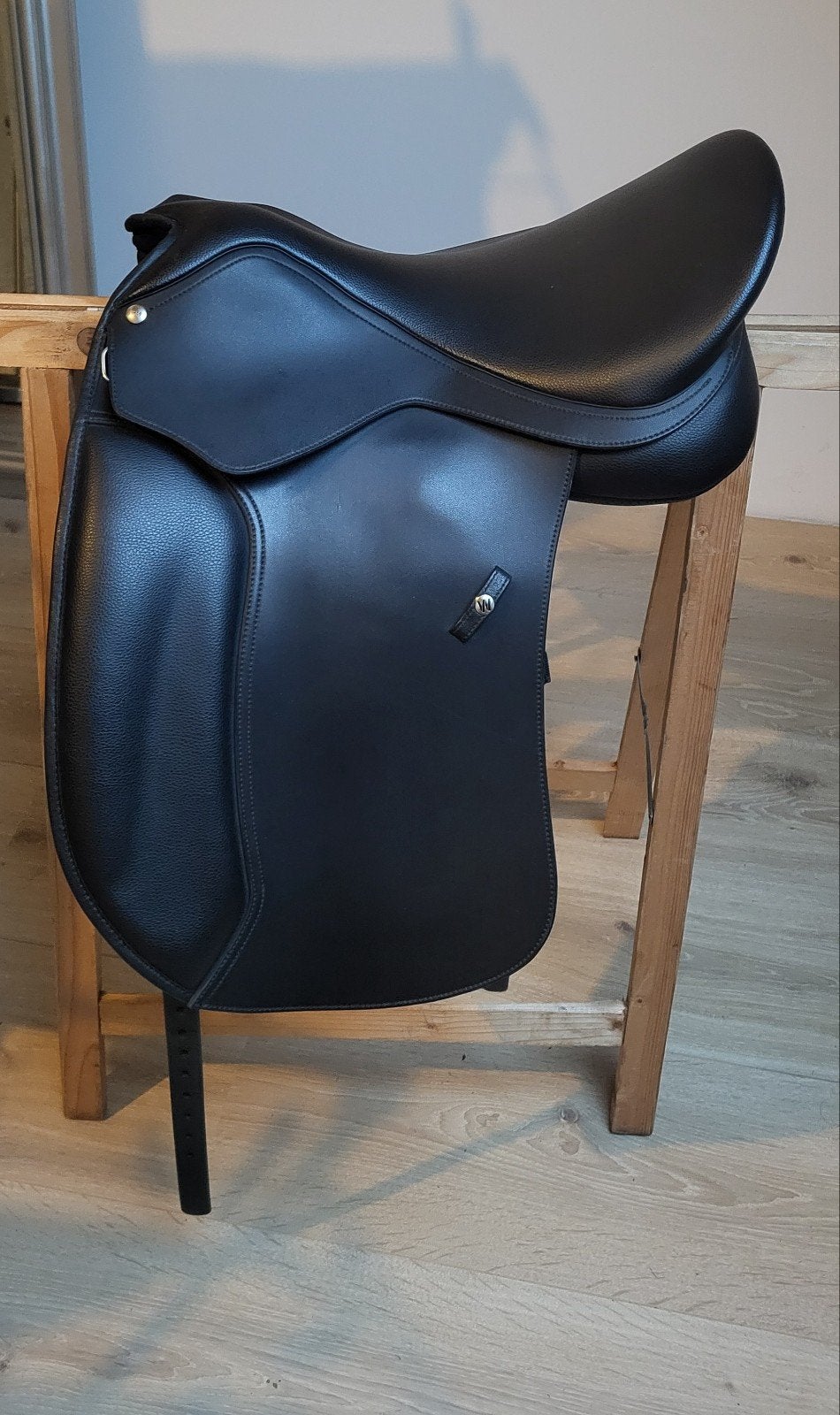 Wintec Wide Dressuur Hart, Endurance,  Thorowgood, Dieren en Toebehoren, Aanpassysteem, Dressuur, M (17 inch), Wintec