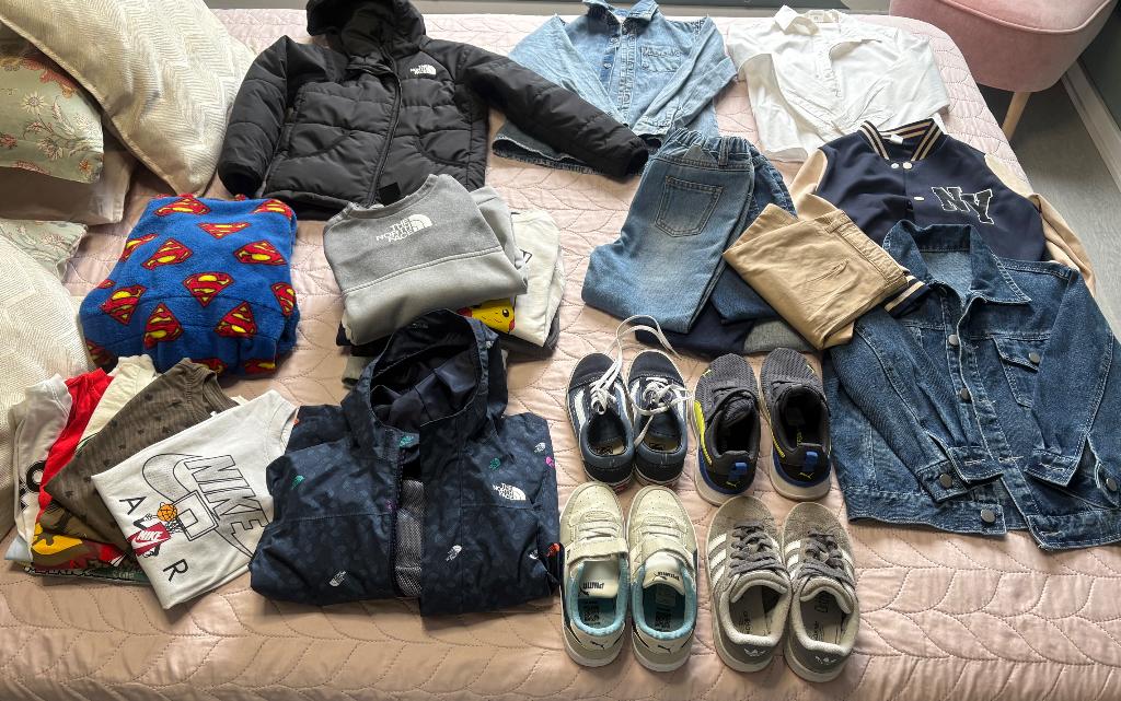 Jongens kleding en schoenen pakket, Kinderen en Baby's, Kinderkleding | Maat 122, Verzenden, Zo goed als nieuw, Jongen, Overige typen