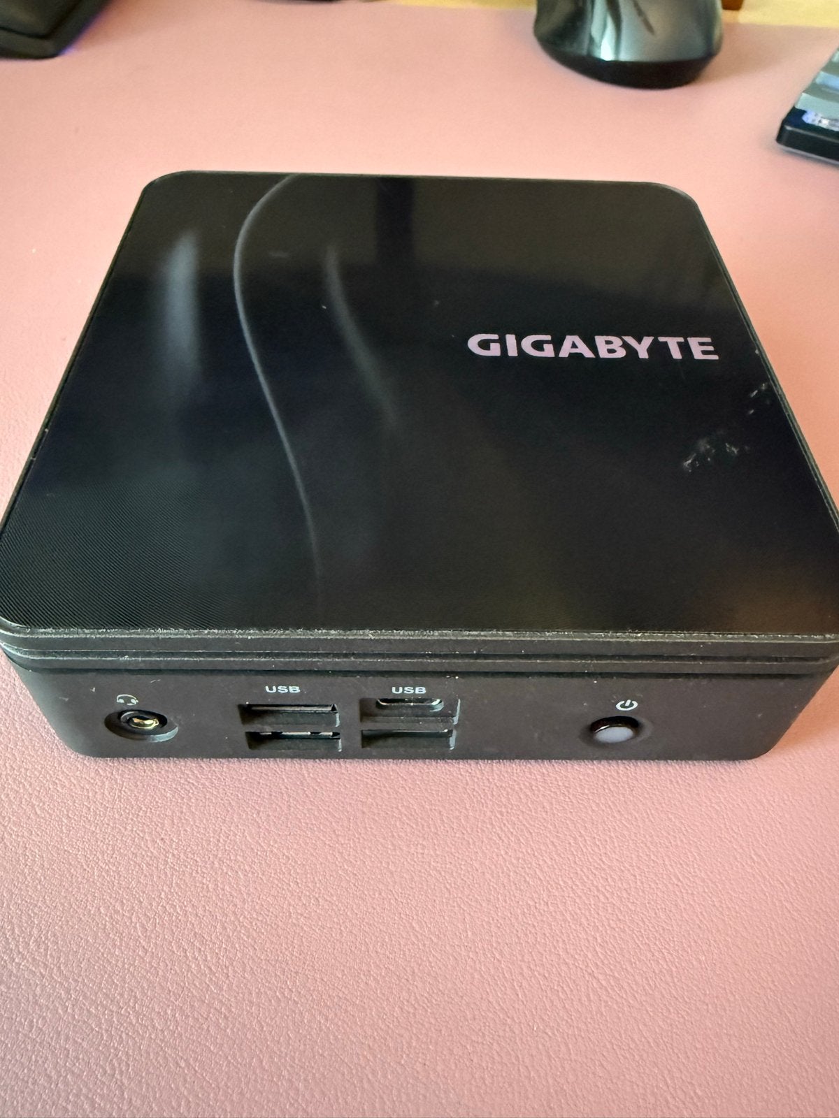 Gigabyte BRIX GB-BRR5-4500 Mini PC - barebone, Computers en Software, Gigabyte, Zo goed als nieuw, SSD, 3 tot 4 Ghz