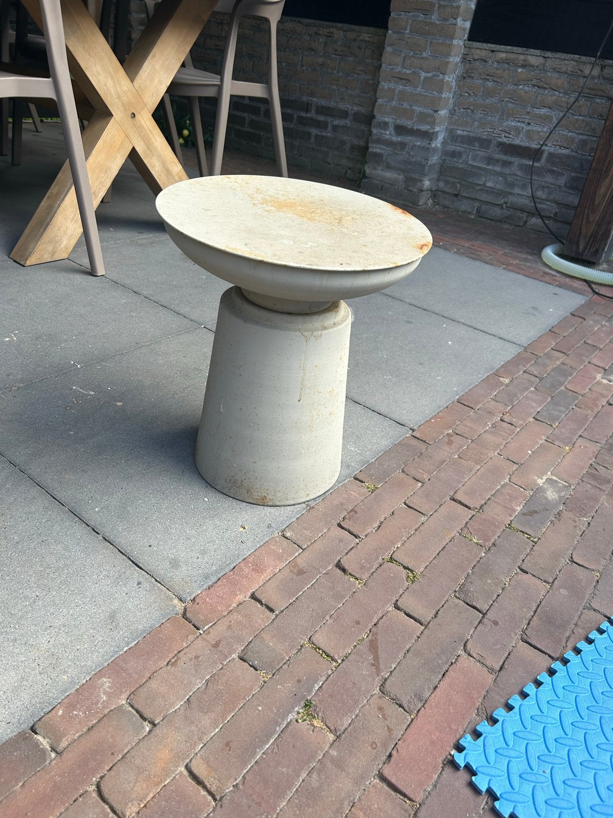 bijzettafel Kwantum/Karwei, Ophalen, Gebruikt, Rond, Overige materialen
