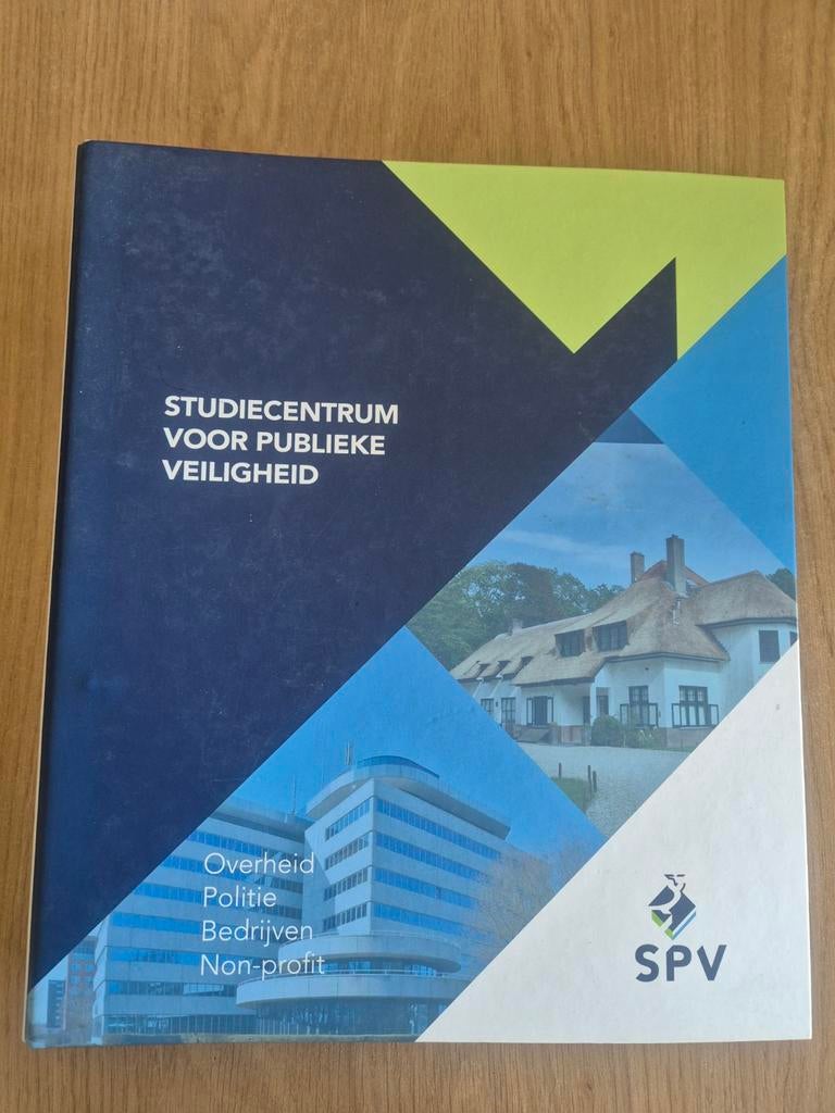 SPV Wettelijke Kaders Publieke Veiligheid 1 HTV, Ophalen of Verzenden, Zo goed als nieuw