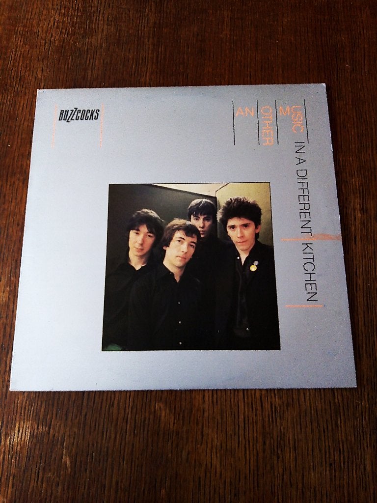 original lp-buzzcocks-another music in a different kitchen, LP, Overige genres, Ophalen of Verzenden, Zo goed als nieuw