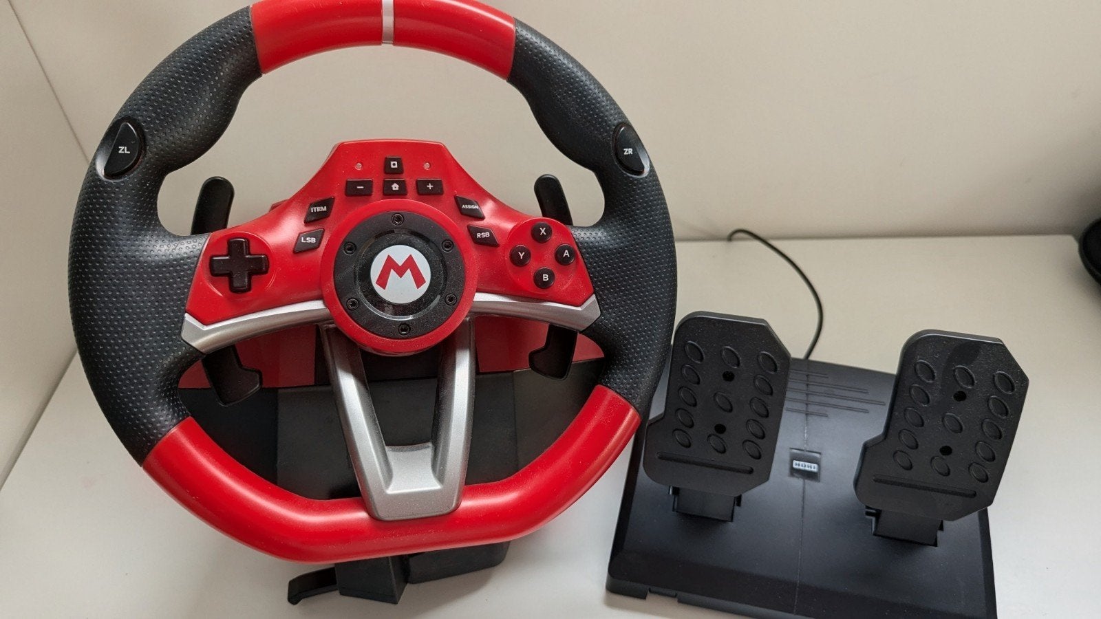 Mario Kart Racestuur met Pedalen voor Nintendo Switch, Racestuur, Nintendo, Zo goed als nieuw, Nintendo