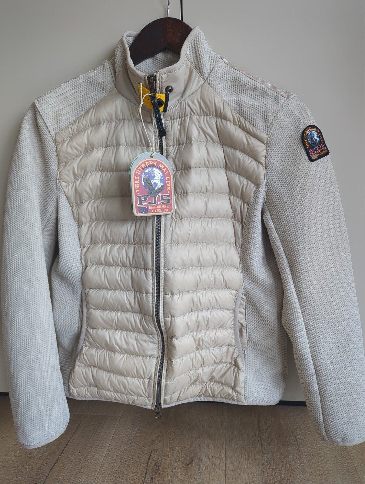 Beige dames Jack van Parajumpers maat M, Ophalen of Verzenden, Zo goed als nieuw, Beige