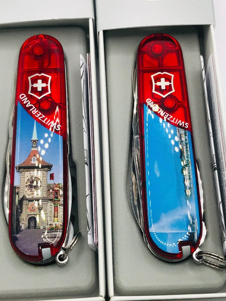 2x Victorinox Climber “Place To Be “  Bern and Geneve Swis, Ophalen of Verzenden, Nieuw